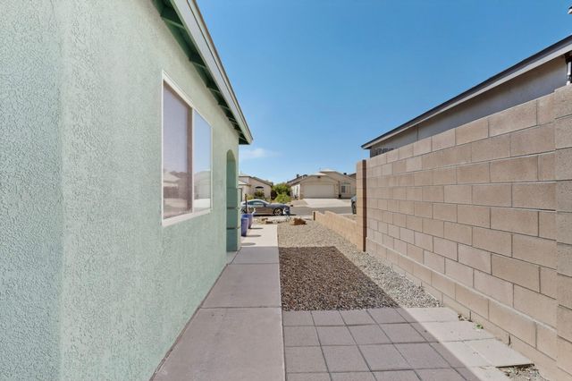 5947 Canis Avenue NW, Albuquerque, NM 87114