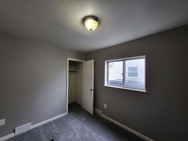 20304 E Eight Mile Road, Harper Woods City, MI 48225