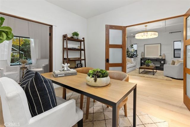 4633 Russell, Los Angeles, CA 90027
