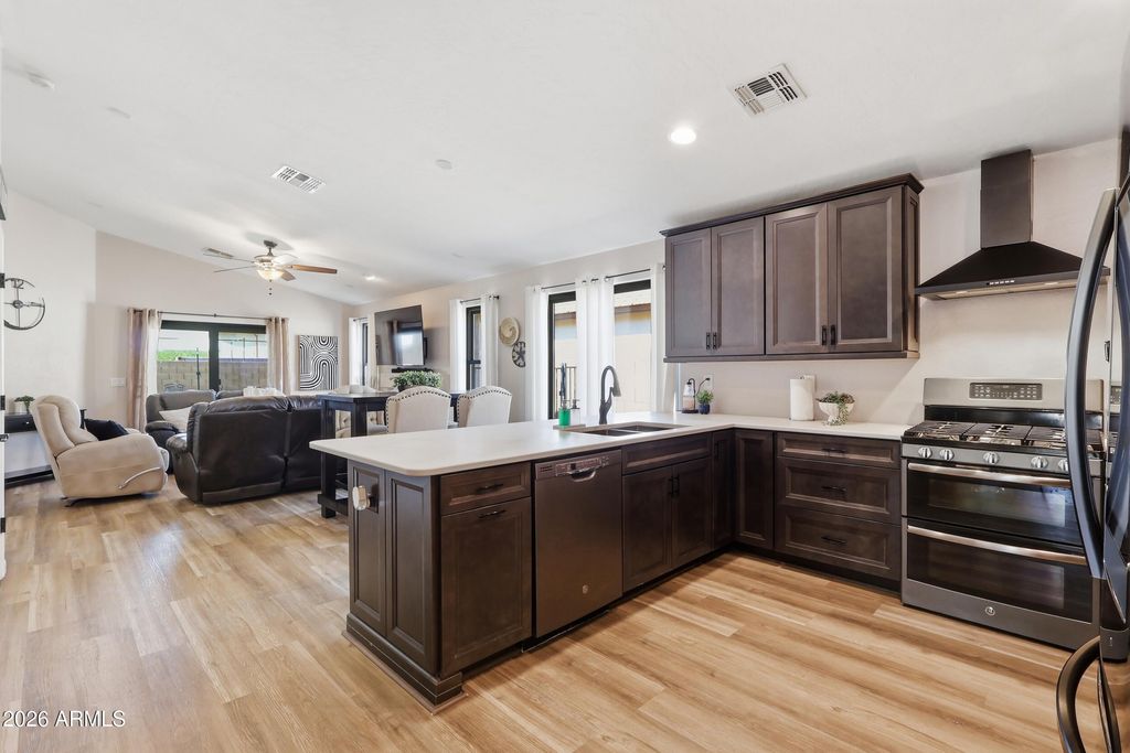 35670 N BELGIAN BLUE Court, San Tan Valley, AZ 85143 — photo 4