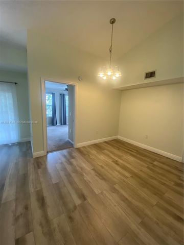 4081 San Marino Blvd 303, West Palm Beach, FL 33409