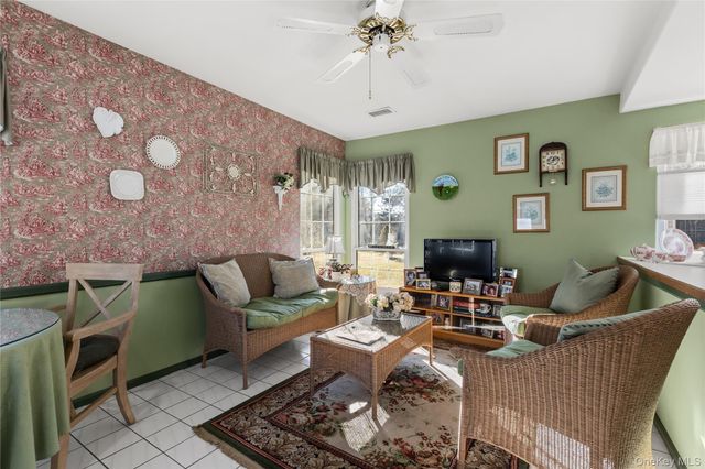 77 Glen Drive, Ridge, NY 11961