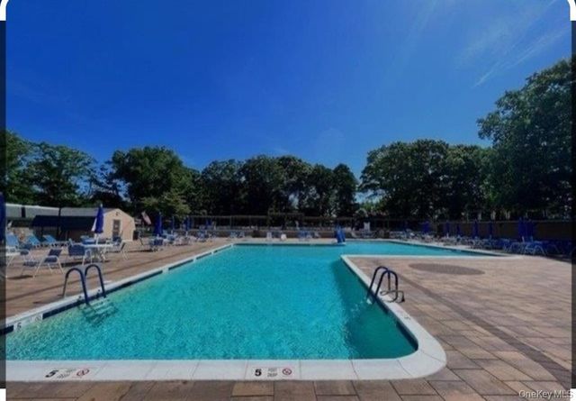 77 Glen Drive, Ridge, NY 11961