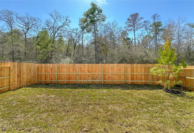 2470 Ridge Oak Drive, Conroe, TX 77301