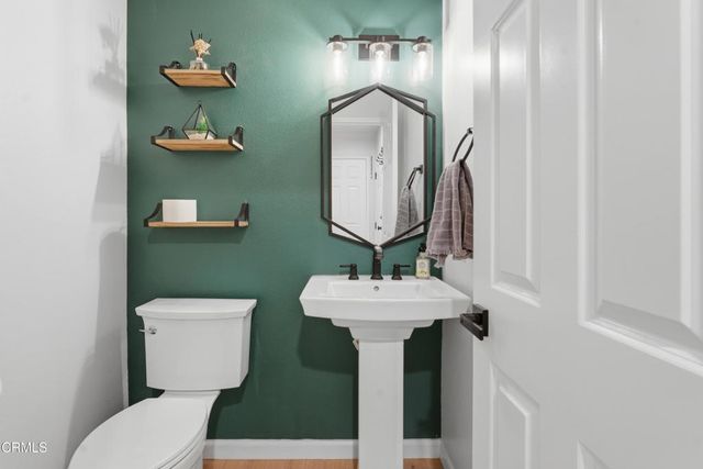 27072 Victoria Lane 126, Valencia, CA 91355