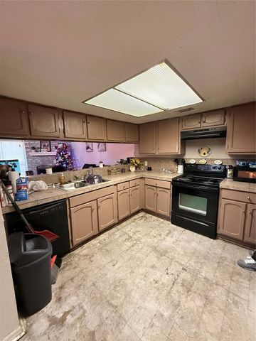 5747 Easthampton D, Houston, TX 77039