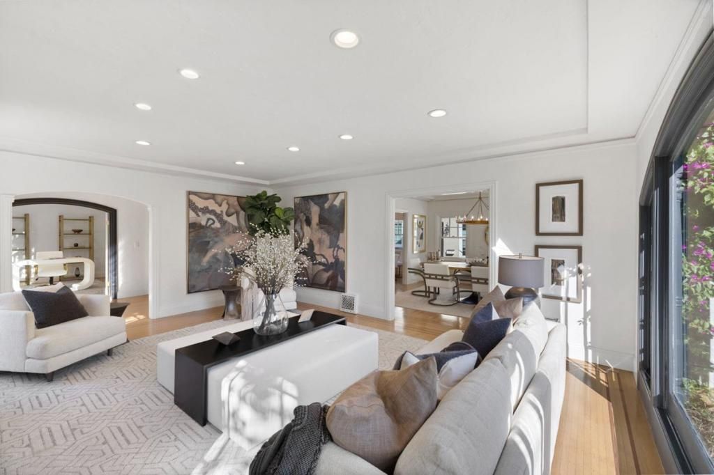 Image 15 of property listing at 1258 Cabrillo Avenue, Burlingame, CA 94010