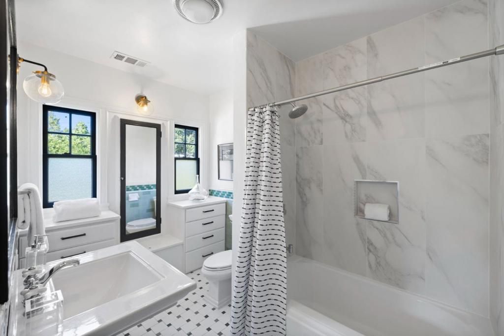 Image 28 of property listing at 1258 Cabrillo Avenue, Burlingame, CA 94010