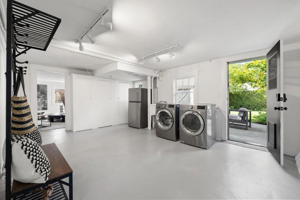Image 40 of property listing at 1258 Cabrillo Avenue, Burlingame, CA 94010