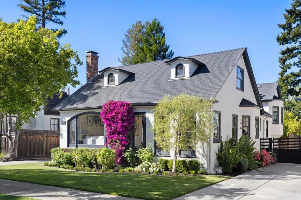 Image 5 of property listing at 1258 Cabrillo Avenue, Burlingame, CA 94010