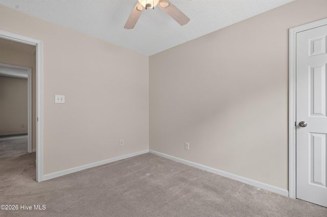 9818 N Olde Towne Wynd SE, Leland, NC 28451