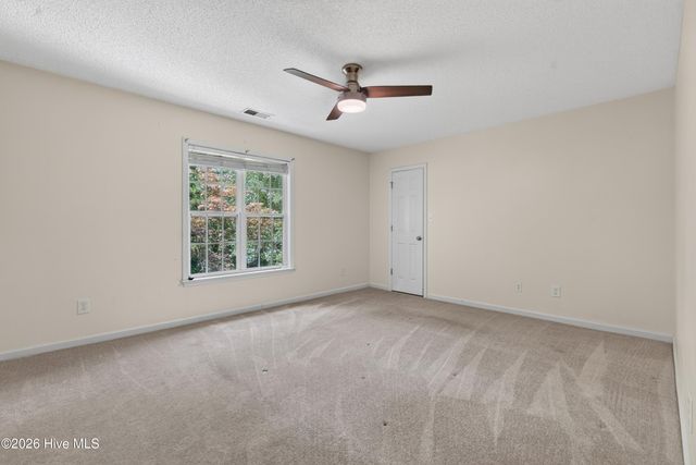 9818 N Olde Towne Wynd SE, Leland, NC 28451