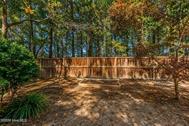 9818 N Olde Towne Wynd SE, Leland, NC 28451