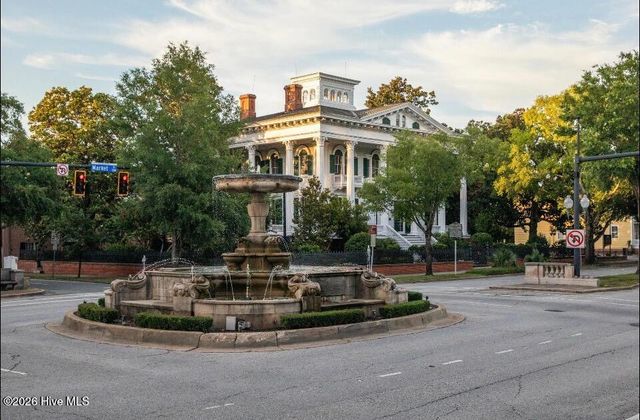 9818 N Olde Towne Wynd SE, Leland, NC 28451