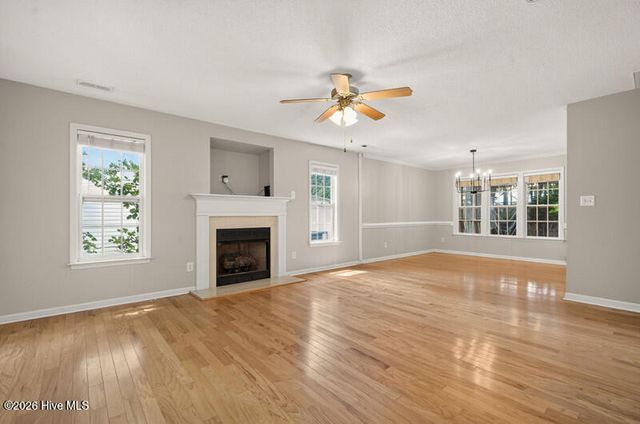 9818 N Olde Towne Wynd SE, Leland, NC 28451