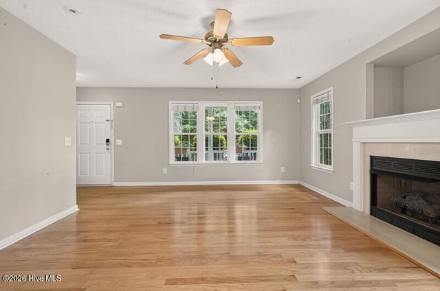 9818 N Olde Towne Wynd SE, Leland, NC 28451