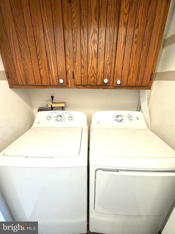 805 STONYBROOK #805, Norristown, PA 19403