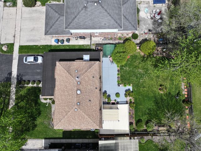10347 S Alta Drive, Palos Hills, IL 60465