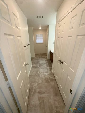 3204 Pecan Valley Drive, Temple, TX 76502