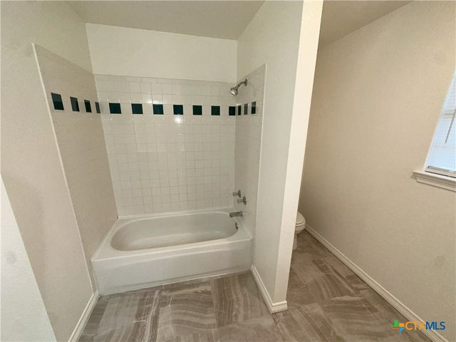 3204 Pecan Valley Drive, Temple, TX 76502
