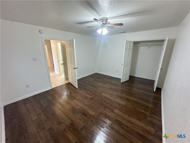 3204 Pecan Valley Drive, Temple, TX 76502