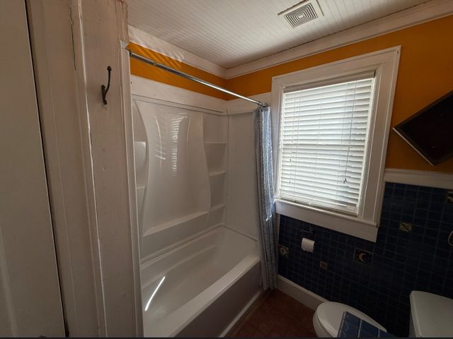 313 W Old Hickory Blvd, Madison, TN 37115