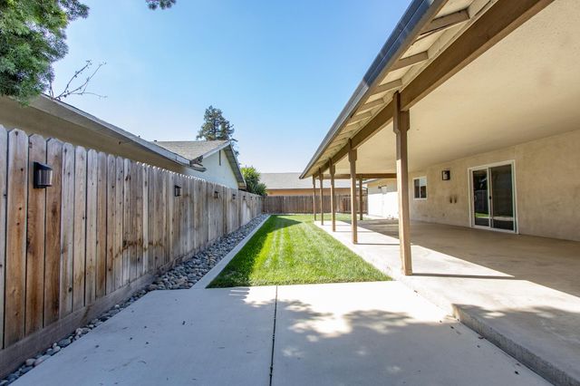 1740 Ogden Way, Turlock, CA 95380