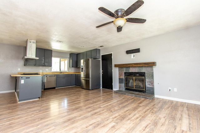 1740 Ogden Way, Turlock, CA 95380