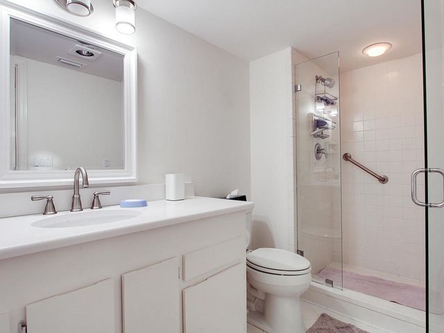 1880 Bay Road 220-I, Vero Beach, FL 32963