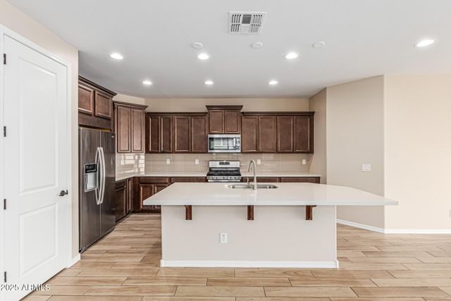 19874 W DEVONSHIRE Avenue, Litchfield Park, AZ 85340