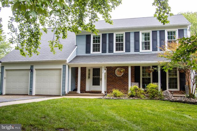 9830 FAUST DR, Vienna, VA 22182