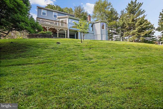 9830 FAUST DR, Vienna, VA 22182
