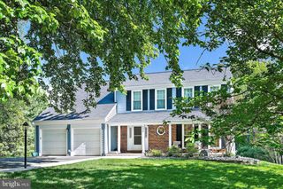 9830 FAUST DR, Vienna, VA 22182