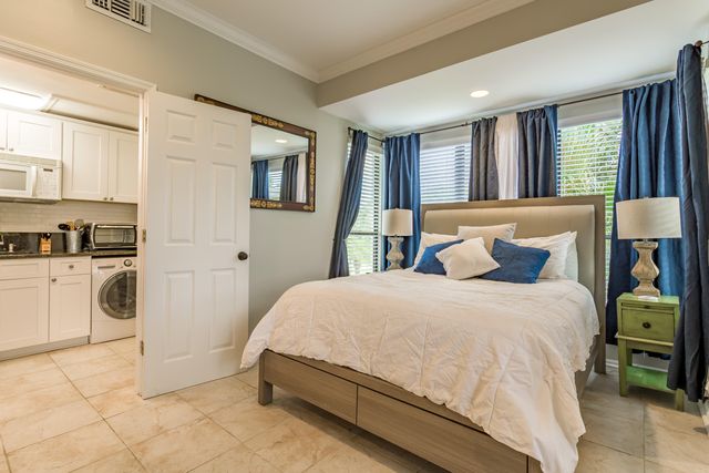 11842 Pebblewood Drive 201, Wellington, FL 33414