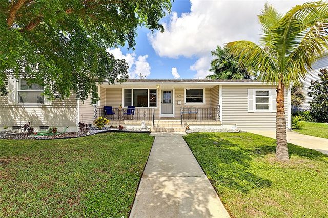 315 DURRANCE STREET, Punta Gorda, FL 33950