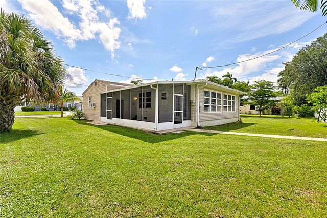 315 DURRANCE STREET, Punta Gorda, FL 33950