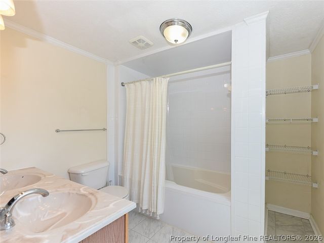 3551 Sturbridge Drive, Hope Mills, NC 28348