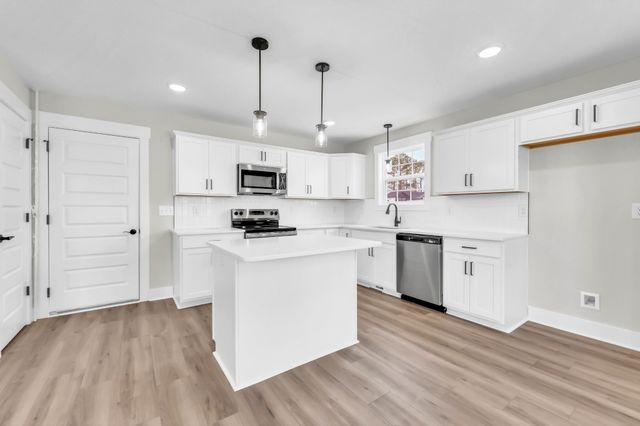 259 Switchgrass Dr, Clarksville, TN 37042