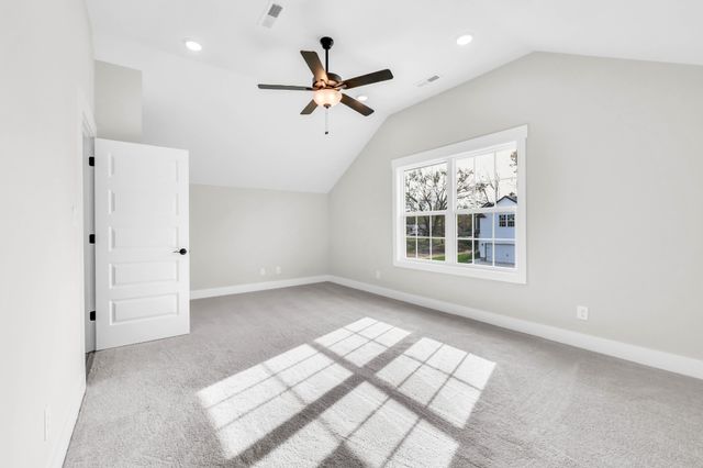 259 Switchgrass Dr, Clarksville, TN 37042