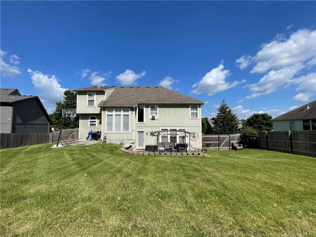 1503 Haystack Road, Raymore, MO 64083