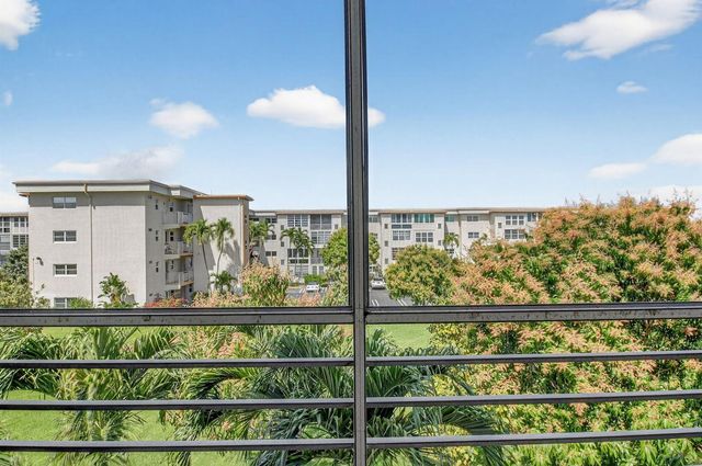 2615 NE 1ST Court 312, Boynton Beach, FL 33435