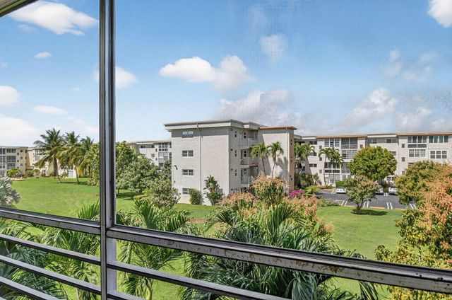 2615 NE 1ST Court 312, Boynton Beach, FL 33435