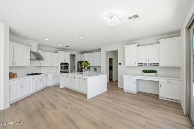 26220 N 50TH Drive, Phoenix, AZ 85083