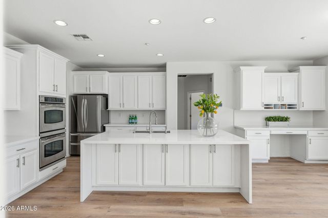 26220 N 50TH Drive, Phoenix, AZ 85083