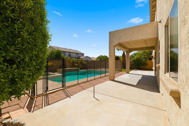 26220 N 50TH Drive, Phoenix, AZ 85083