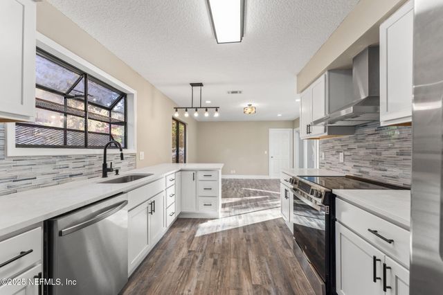 2460 CYPRESS SPRINGS Road, Orange Park, FL 32073