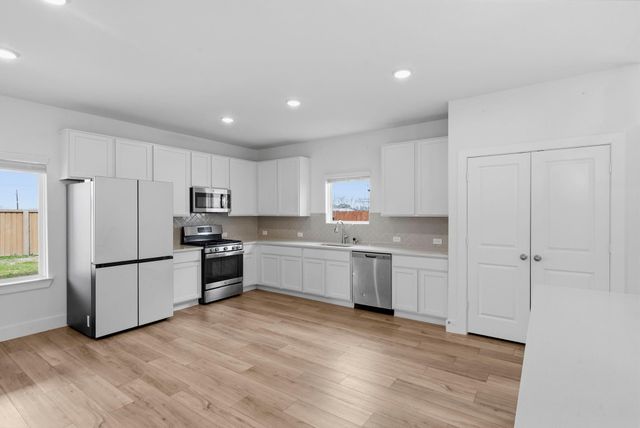 6311 Spanish Moss Drive, Pearland, TX 77584