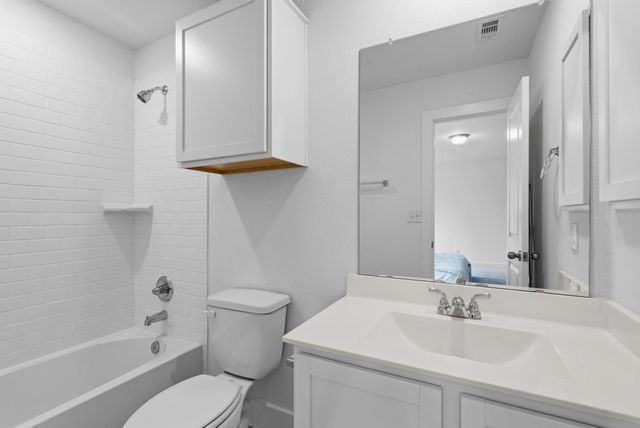 6311 Spanish Moss Drive, Pearland, TX 77584