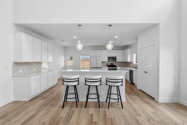 6311 Spanish Moss Drive, Pearland, TX 77584