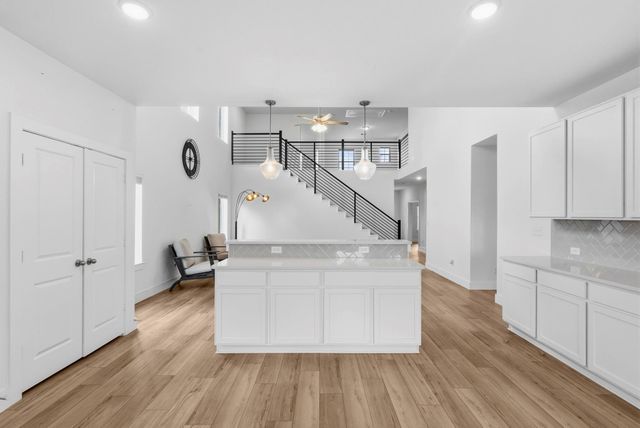 6311 Spanish Moss Drive, Pearland, TX 77584